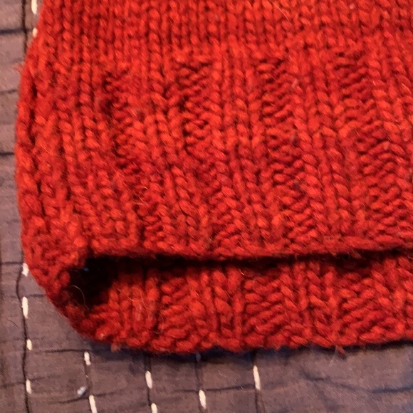 Oversized cozy sweater by Venicia Imports fits large or medium - Picture 2 of 4